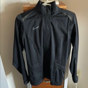 Woman’s NIKE golf fitted storm-fit 10 jacket
Size medium. ⛳️🏌️‍♀️